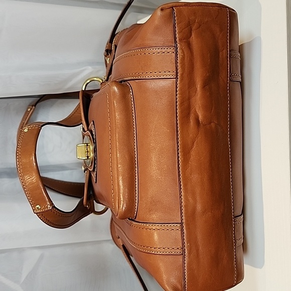 Coach Gigi Tote - Picture 8 of 17